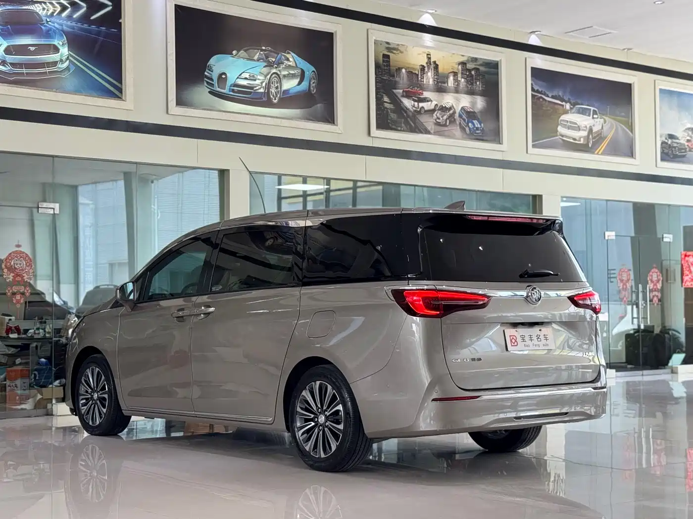 Buick GL8 2023 ES Landmaster Luxury фото 18