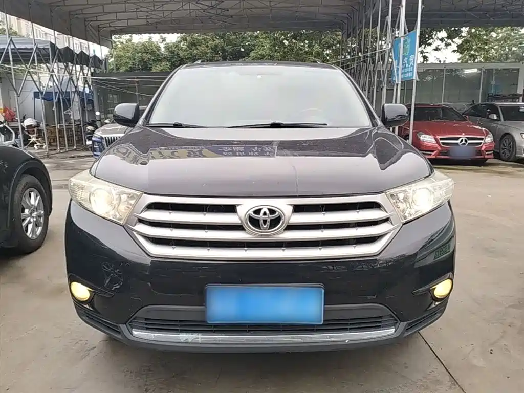 Toyota Highlander 2012 2.7L 2WD 7-Seater Luxury Edition фото 3