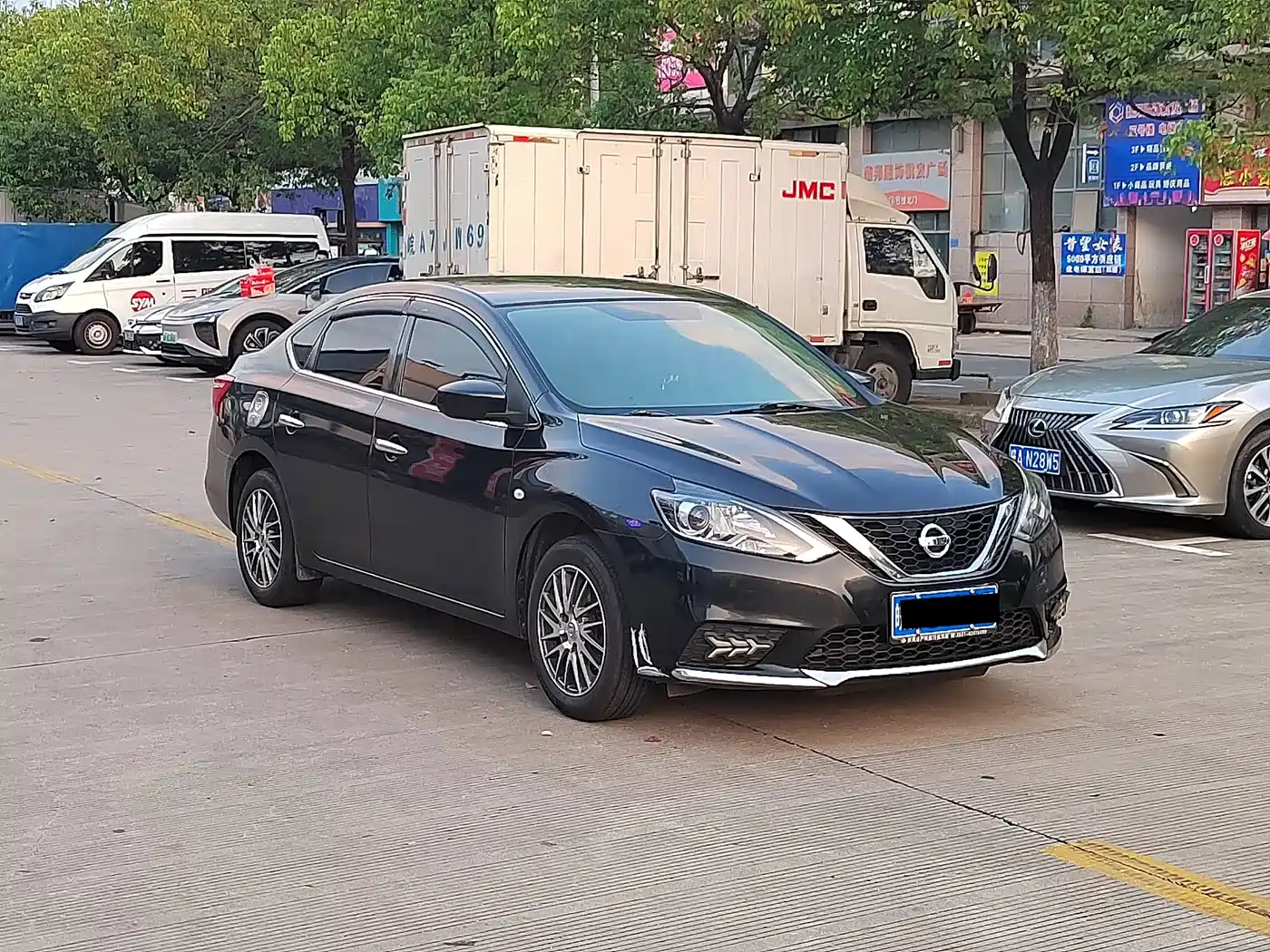 Nissan SYLPHY, миниатюра 3