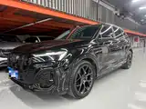 Photo 1 - Audi Q7
