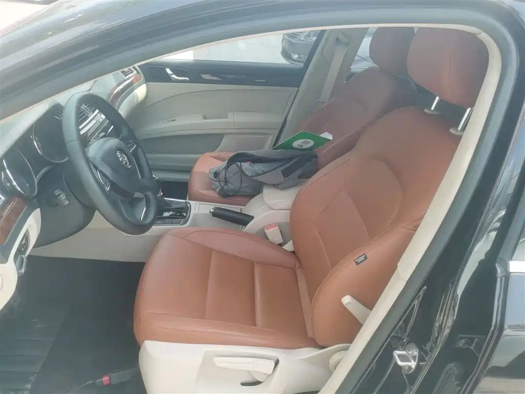Škoda Superb 2013 1.8TSI Automatic Elite Edition фото 11