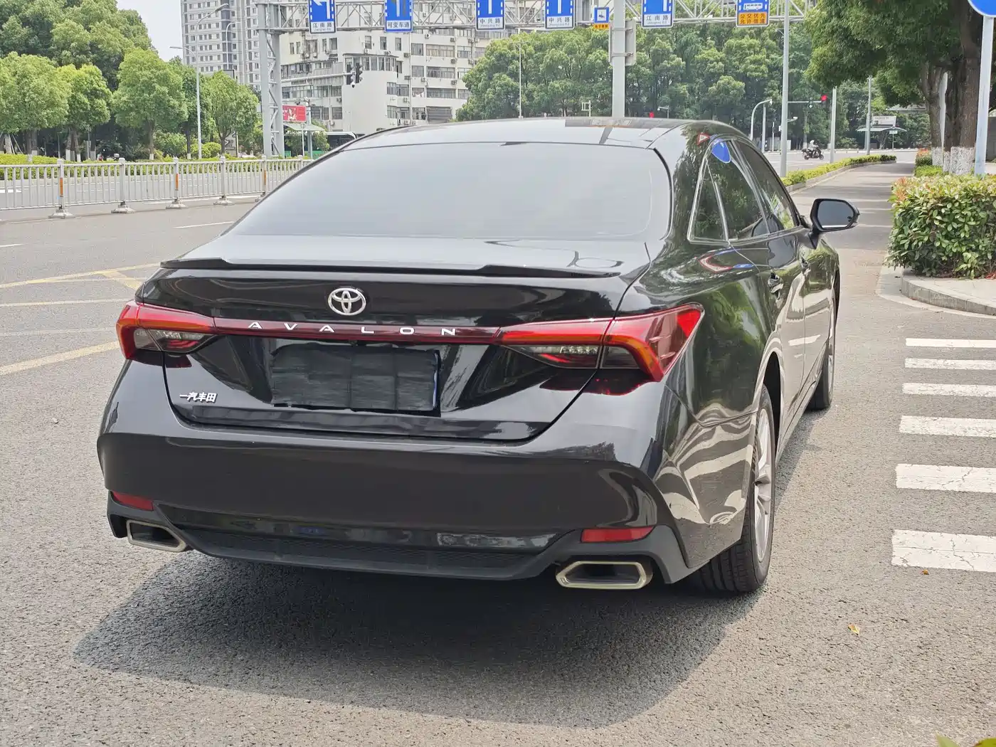 Toyota Avalon 2019 2.5L Progressive Edition China V фото 16
