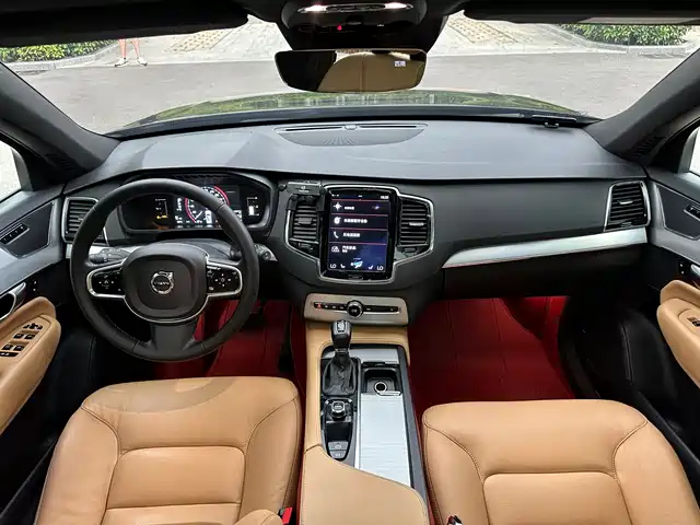 Volvo XC90 2017 T6 Momentum 5-seater — фото 5