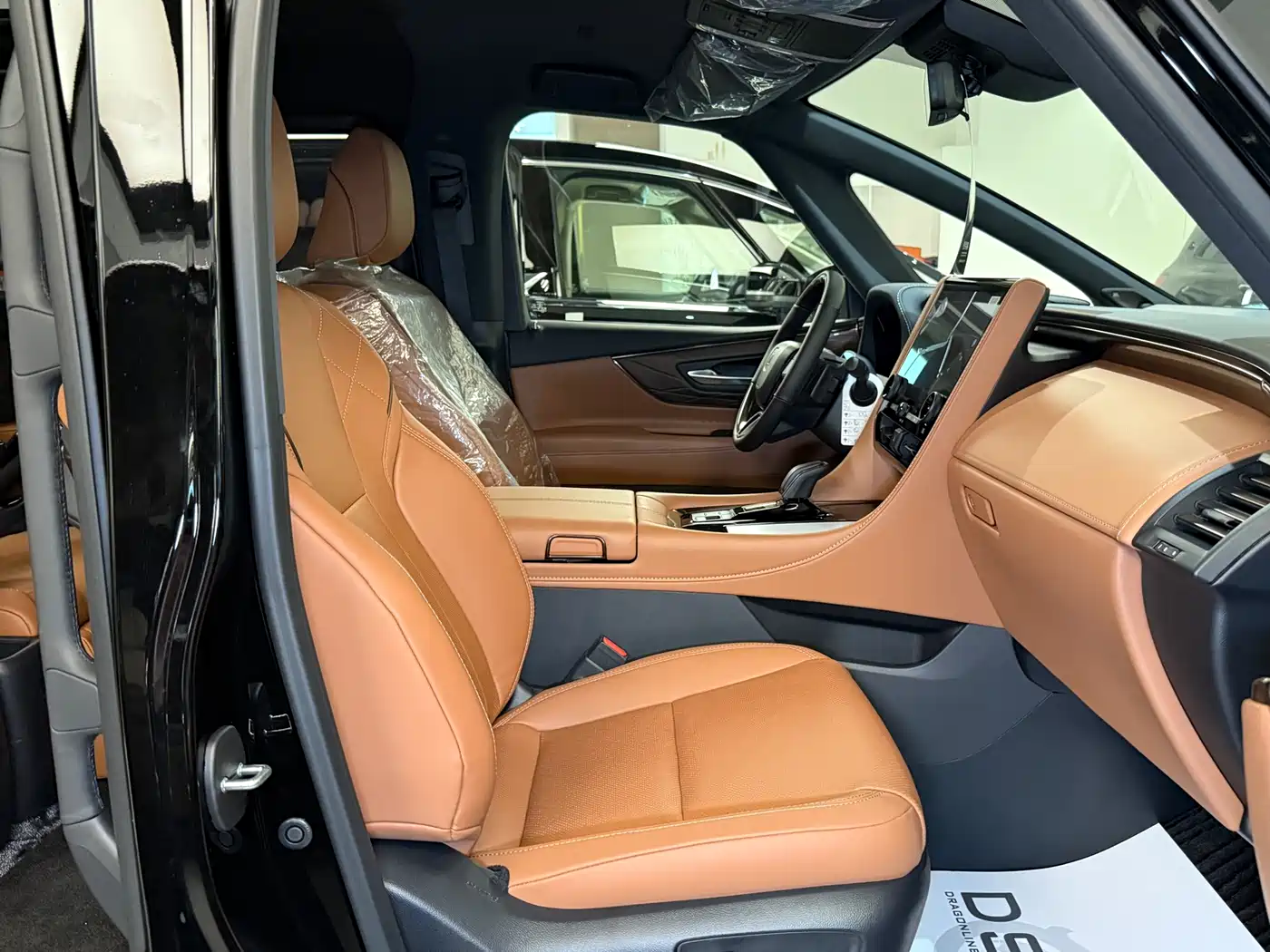Toyota Vellfire 2024 Crown Hybrid 2.5L Executive Premium Edition фото 13
