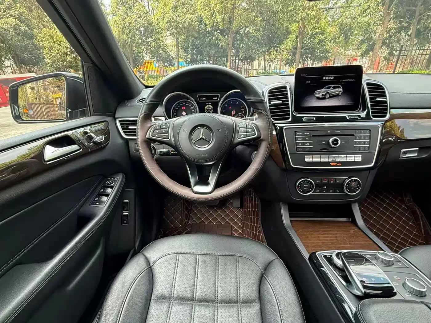 Mercedes-Benz GLS 2018 Facelift GLS 400 4MATIC Sport фото 23
