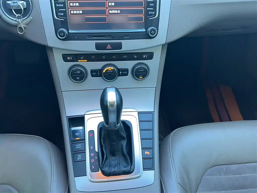 Volkswagen Magotan 2013 1.8TSI Luxury фото 7