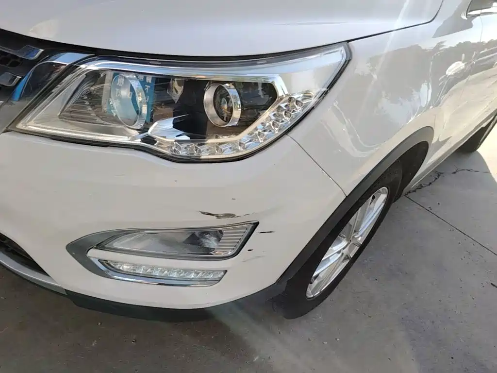 Фото 24 - Baojun 560