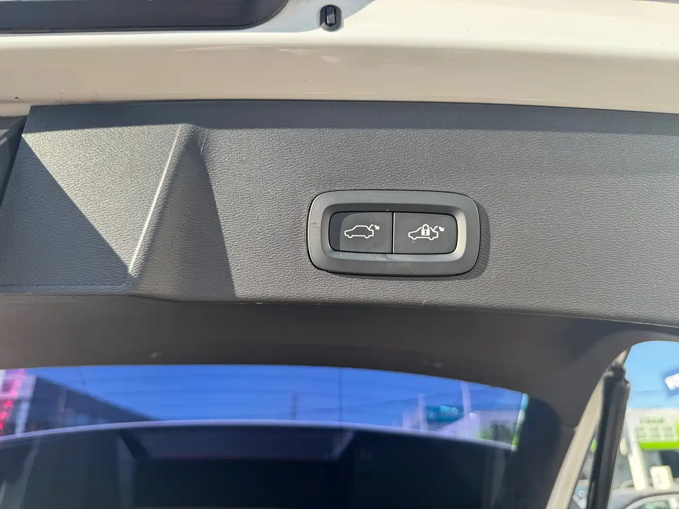 Volvo XC40 2024 2024 B3 Smart Elite Luxury Edition