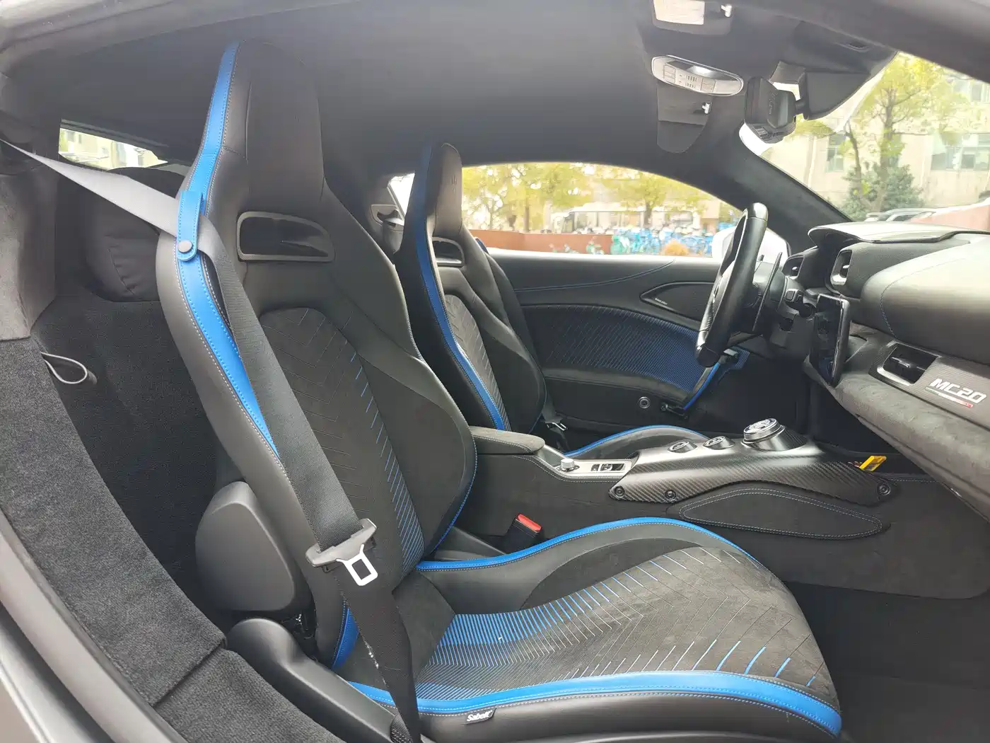 MASERATI MC20