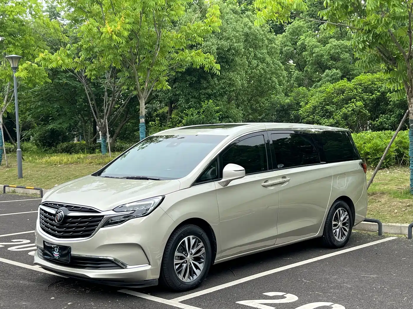 Buick GL8 2020 Model ES Landglory 653T Premium