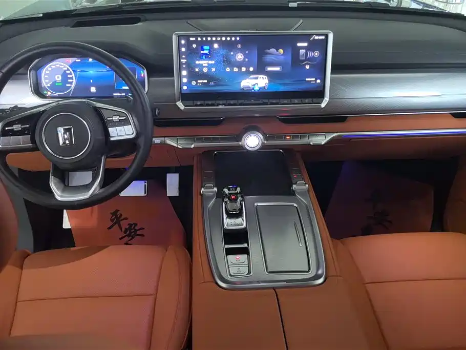 TANK TANK 700 NEW ENERGY