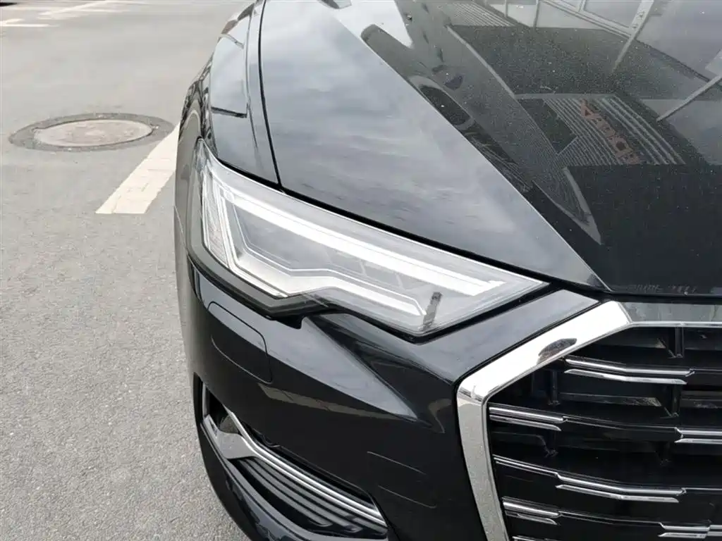 Audi A6L 2023 45 TFSI Premium Selection Elegance фото 13
