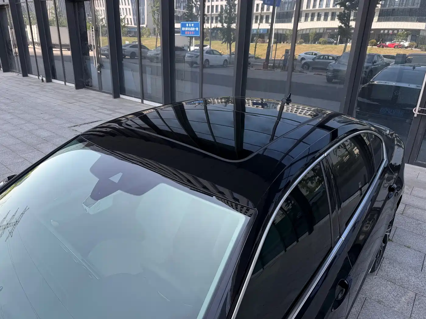 Volkswagen Magotan 2023 Model 2 Million Commemorative Edition 330TSI DSG Luxury фото 26