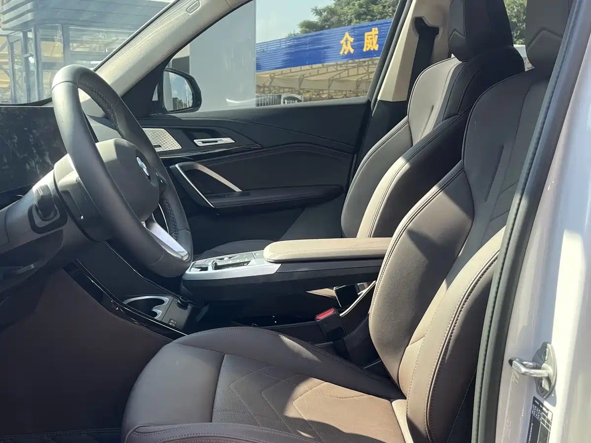 BMW X1 2024 sDrive25Li X Design Package фото 17