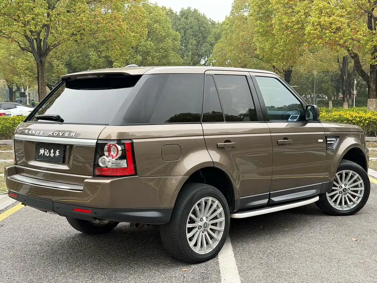 Land Rover Range Rover Sport 2013 3.0 TDV6 Diesel Ultimate Sport Edition фото 17