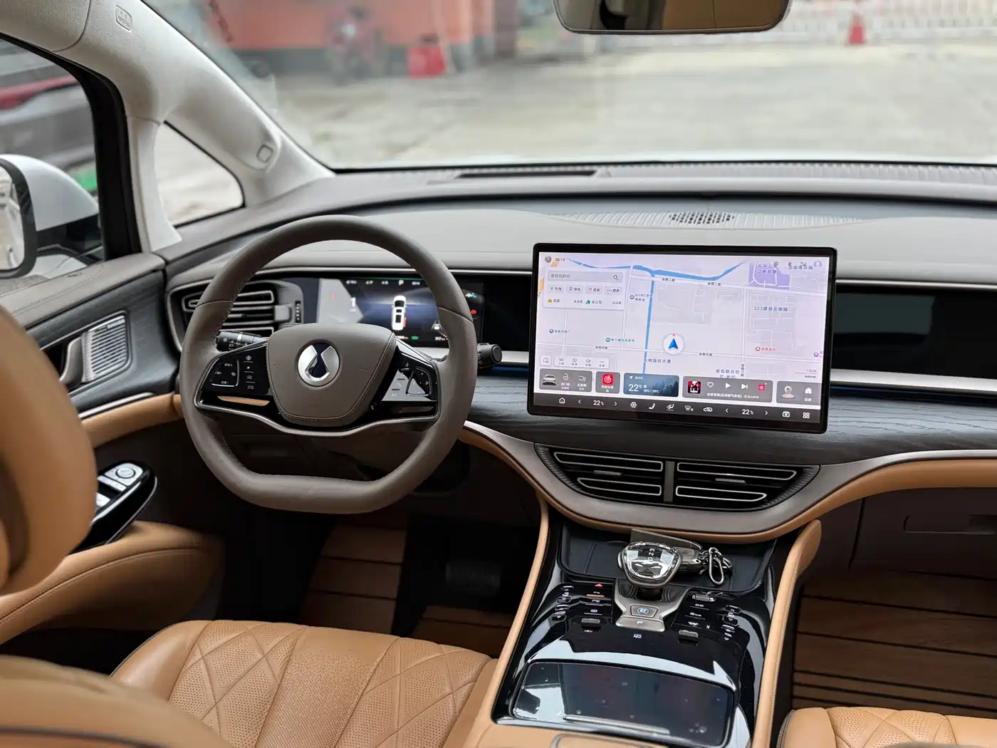 Denza D9 2022 DM-i 970 AWD Flagship фото 23