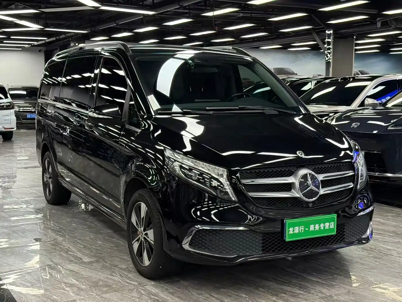Mercedes-Benz V-Class 2021 V 260 Premium Edition фото 3