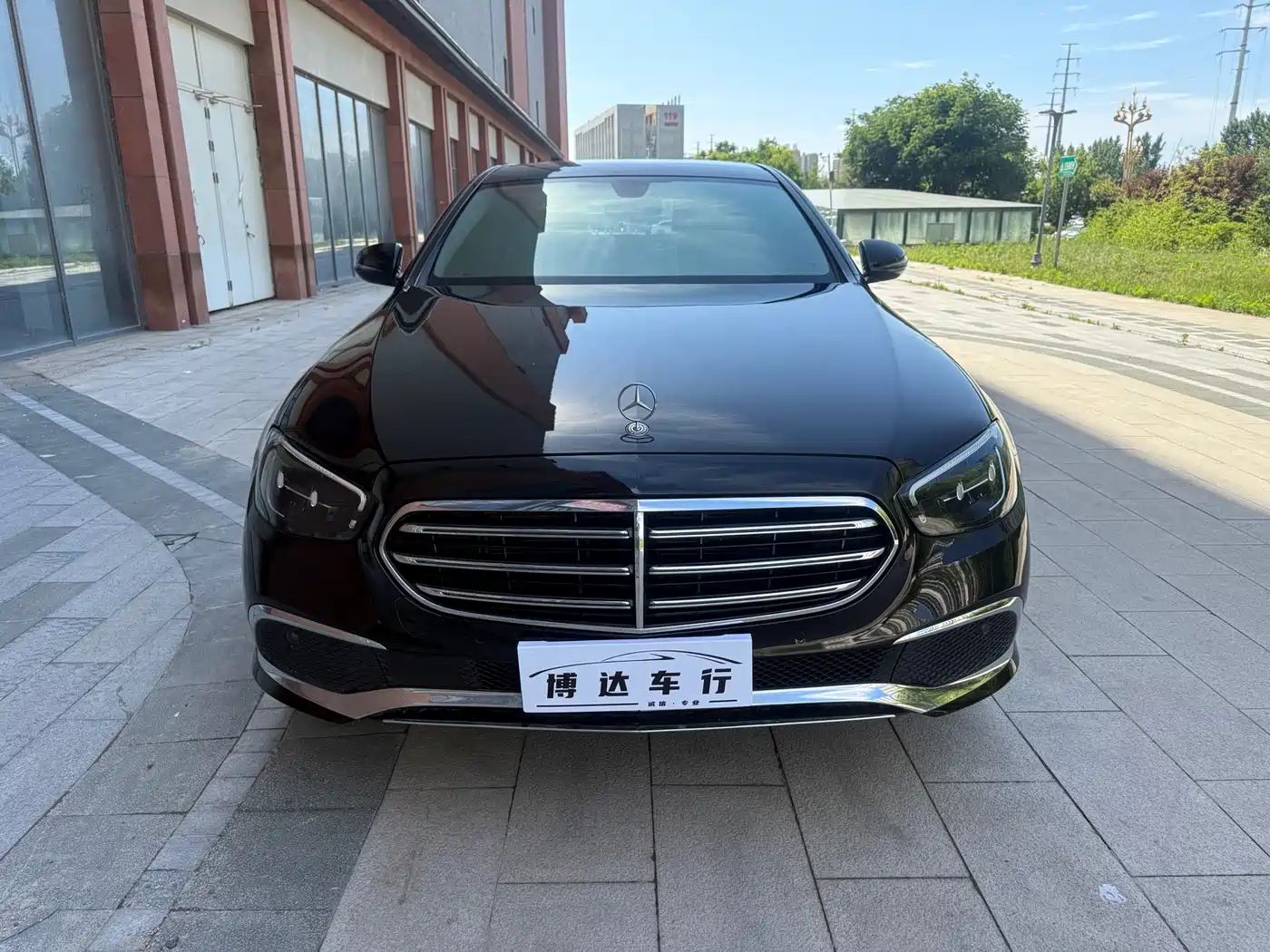 Mercedes-Benz E-Class 2022 E 260 L фото 2