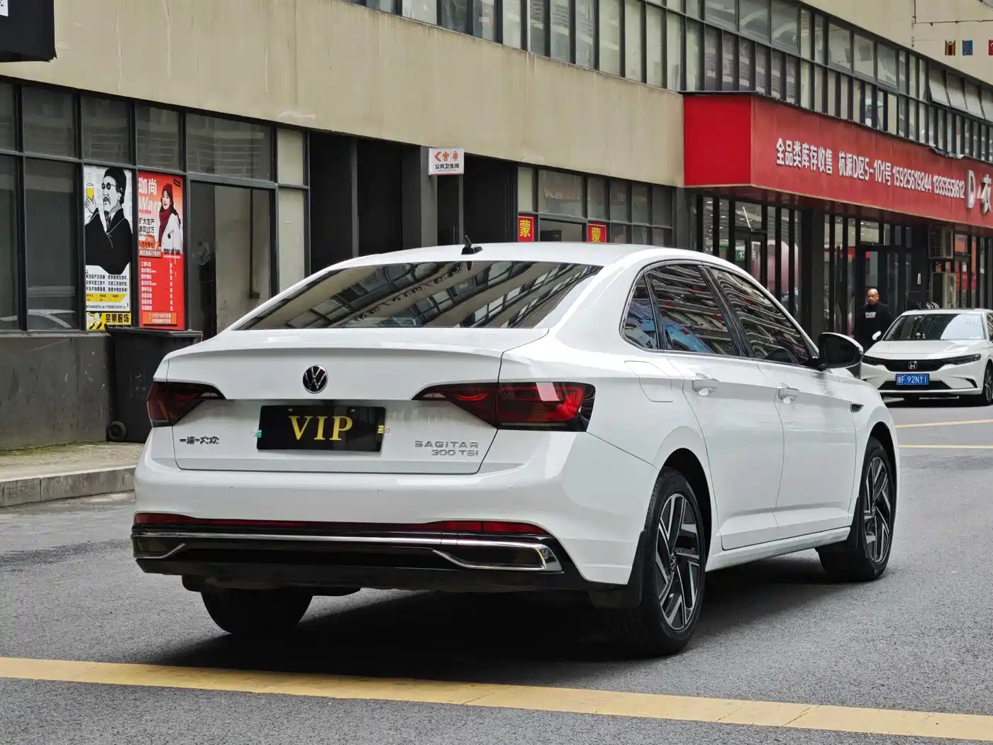 Volkswagen Sagitar 2024 300TSI DSG Surpass Edition фото 9