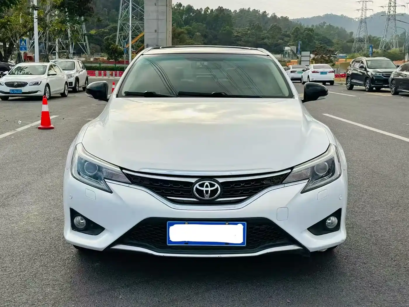 Toyota Reiz 2013 2.5V Premium Edition фото 2