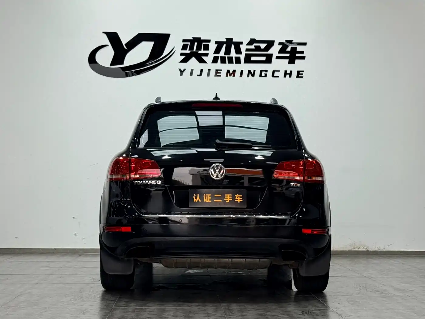 Volkswagen Touareg 2011 3.0TDI Diesel Comfort фото 17