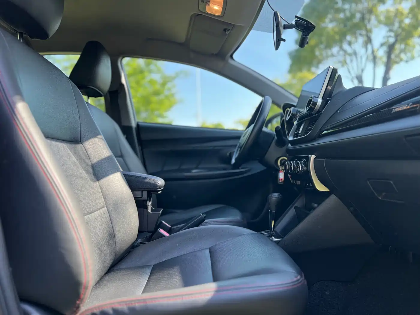 Toyota YARiS L Zhi Xuan 2017 1.5E CVT Speed Upgrade Edition фото 21