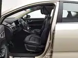 Photo 10 - Geely Emgrand GS
