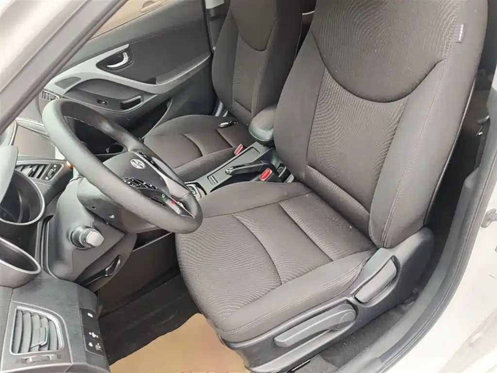 Hyundai Langdong 2016 1.6L Automatic Premium Edition фото 15