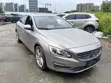 صورة 4 - Volvo S60