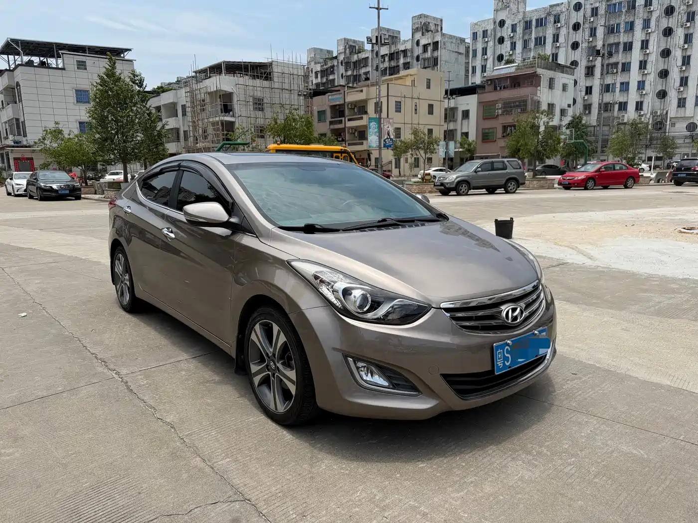 Hyundai Langdong 2013 1.6L Automatic Premium фото 2