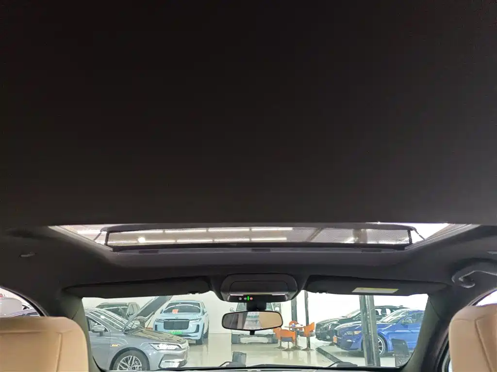Cadillac XT5 2016 25T Technology Model фото 18