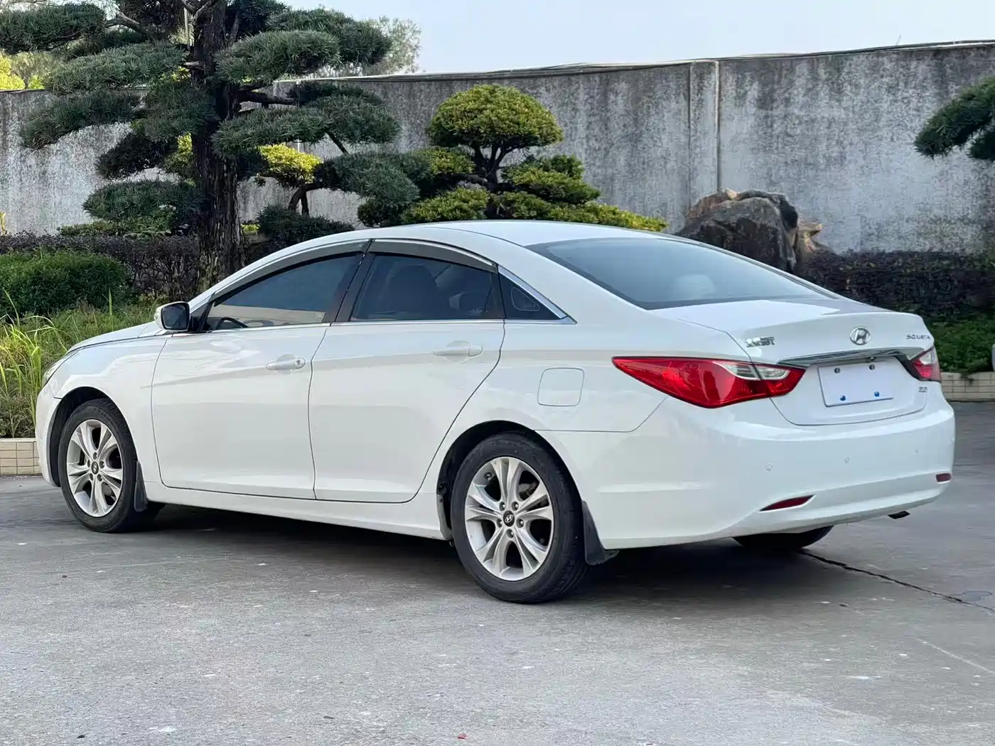 Hyundai Sonata 2013 2.0L Automatic Fashion Edition фото 3