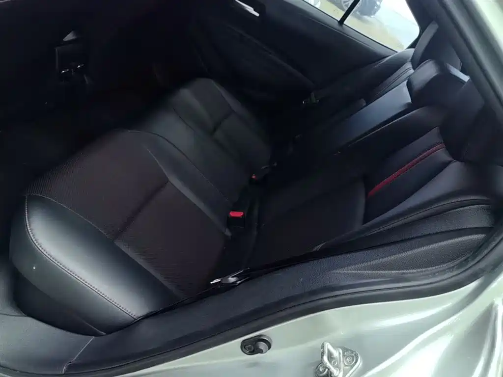 Toyota Levin 2021 Dual Engine 1.8H E-CVT Sport фото 17