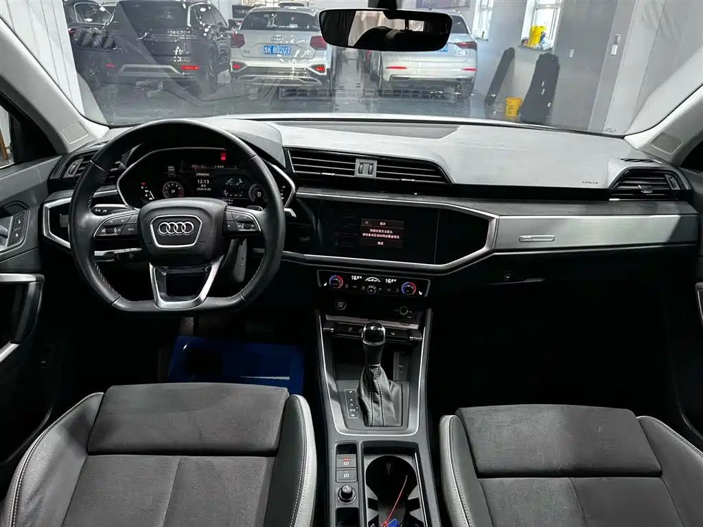 Audi Q3 2022 35 TFSI Fashion Dynamic фото 11