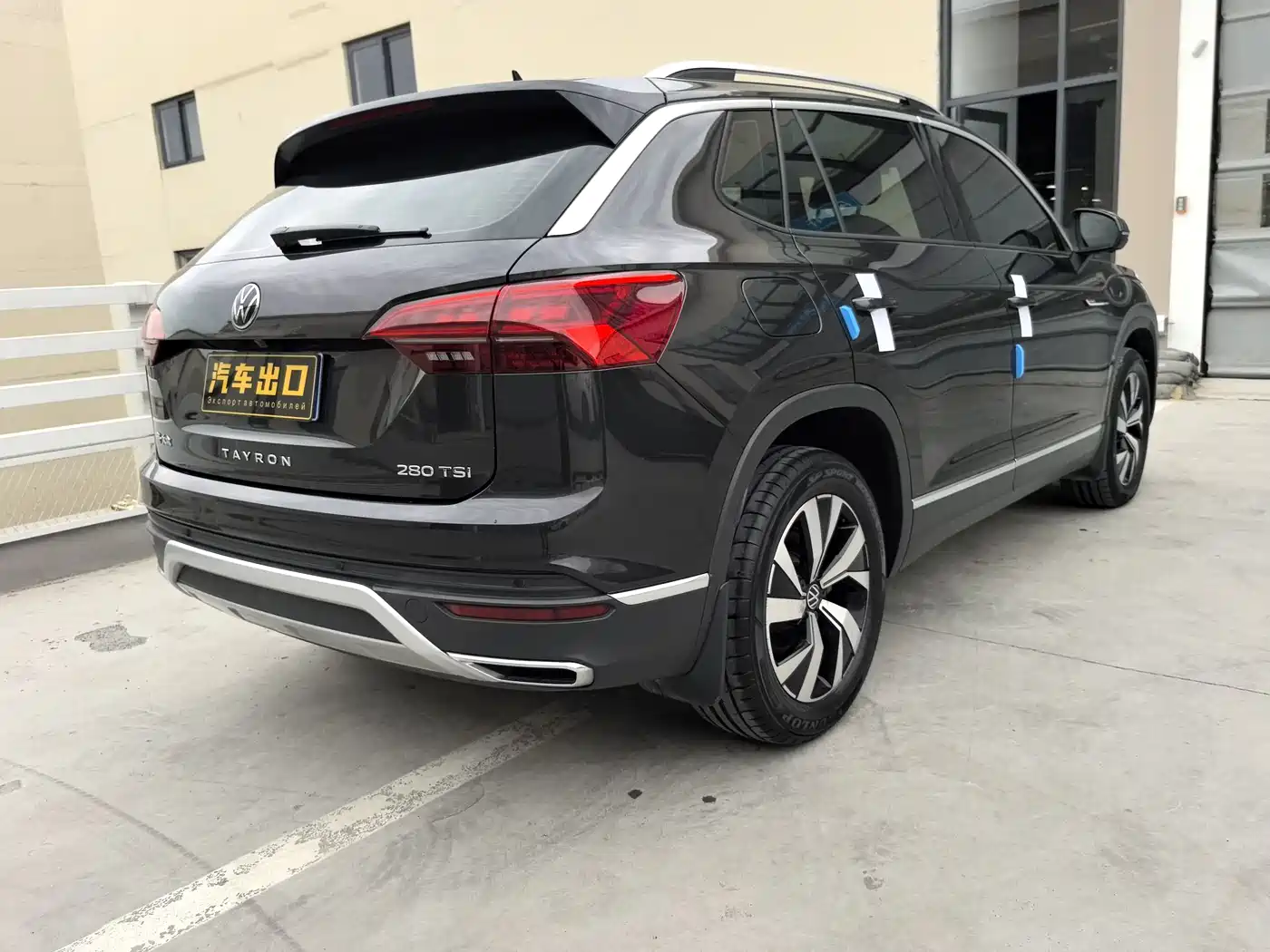 Volkswagen Tayron 2022 280TSI 2WD Luxury Smart Connect Edition фото 9