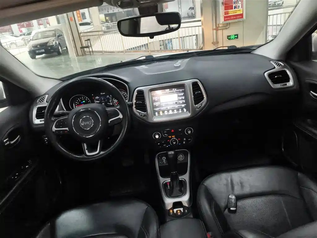 Jeep Compass 2017 2017 200T Automatic Family Edition