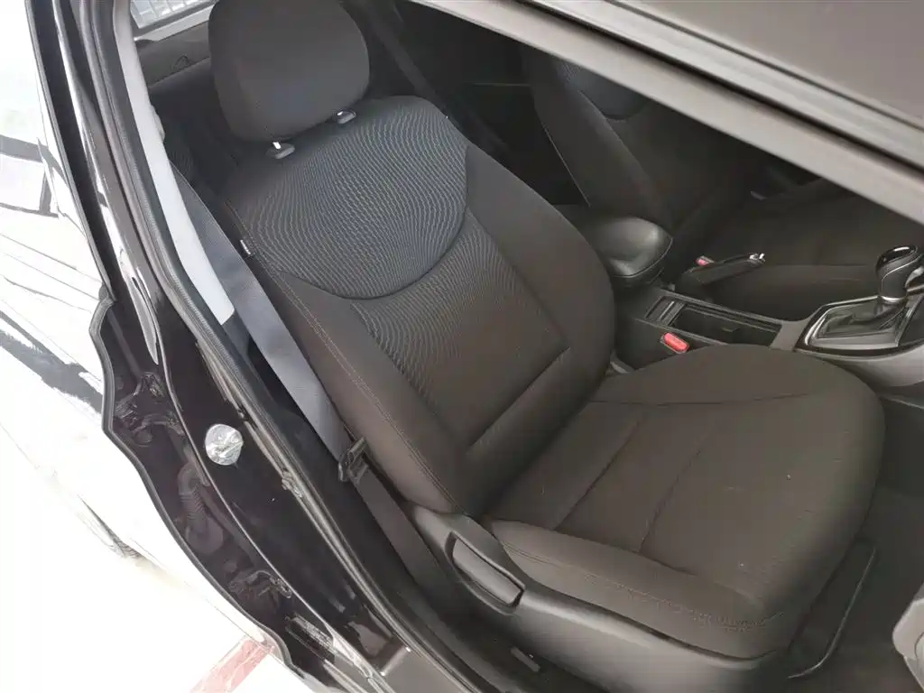 Hyundai Langdong 2015 1.6L Auto Premium фото 20
