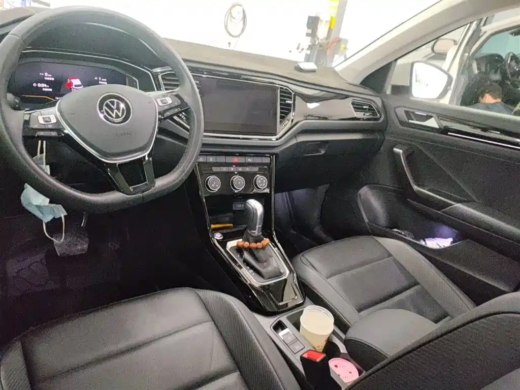 Volkswagen T-ROC 2022 280TSI DSG 2WD Comfort PLUS фото 7