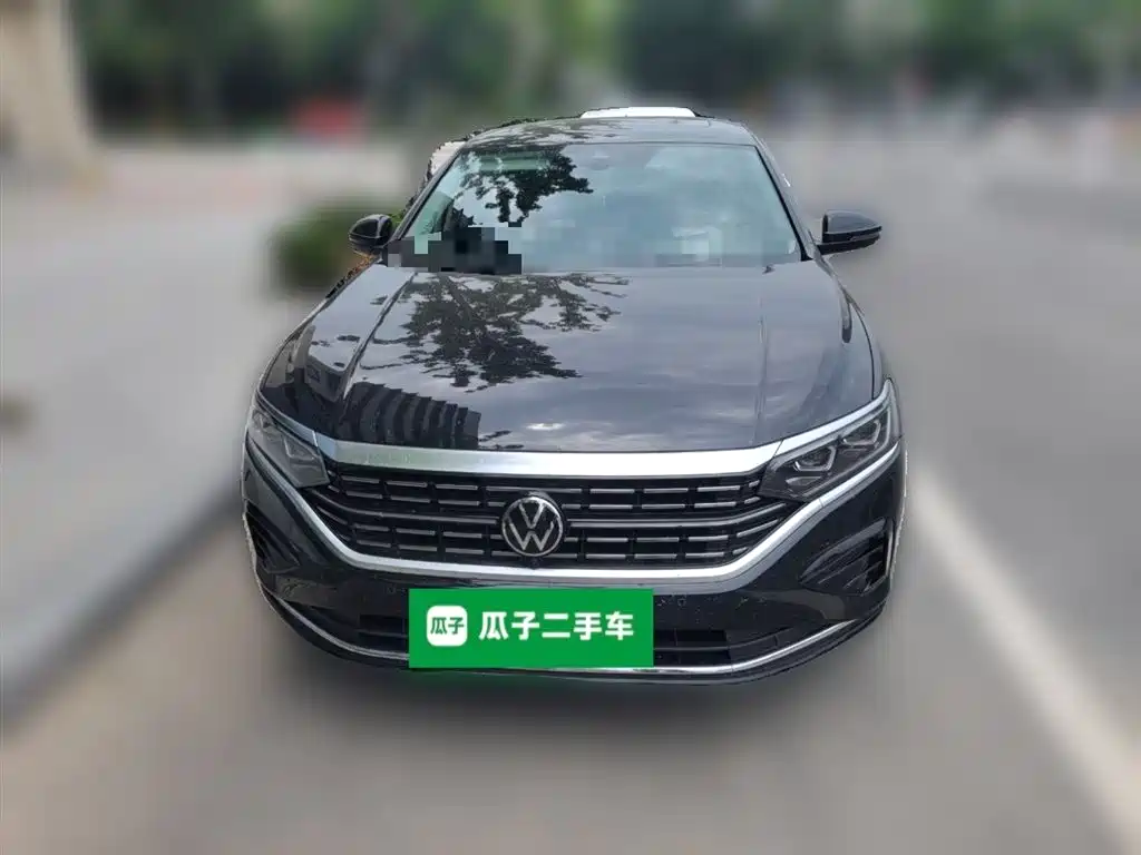 Volkswagen Passat 2022 330TSI Luxury Edition фото 24