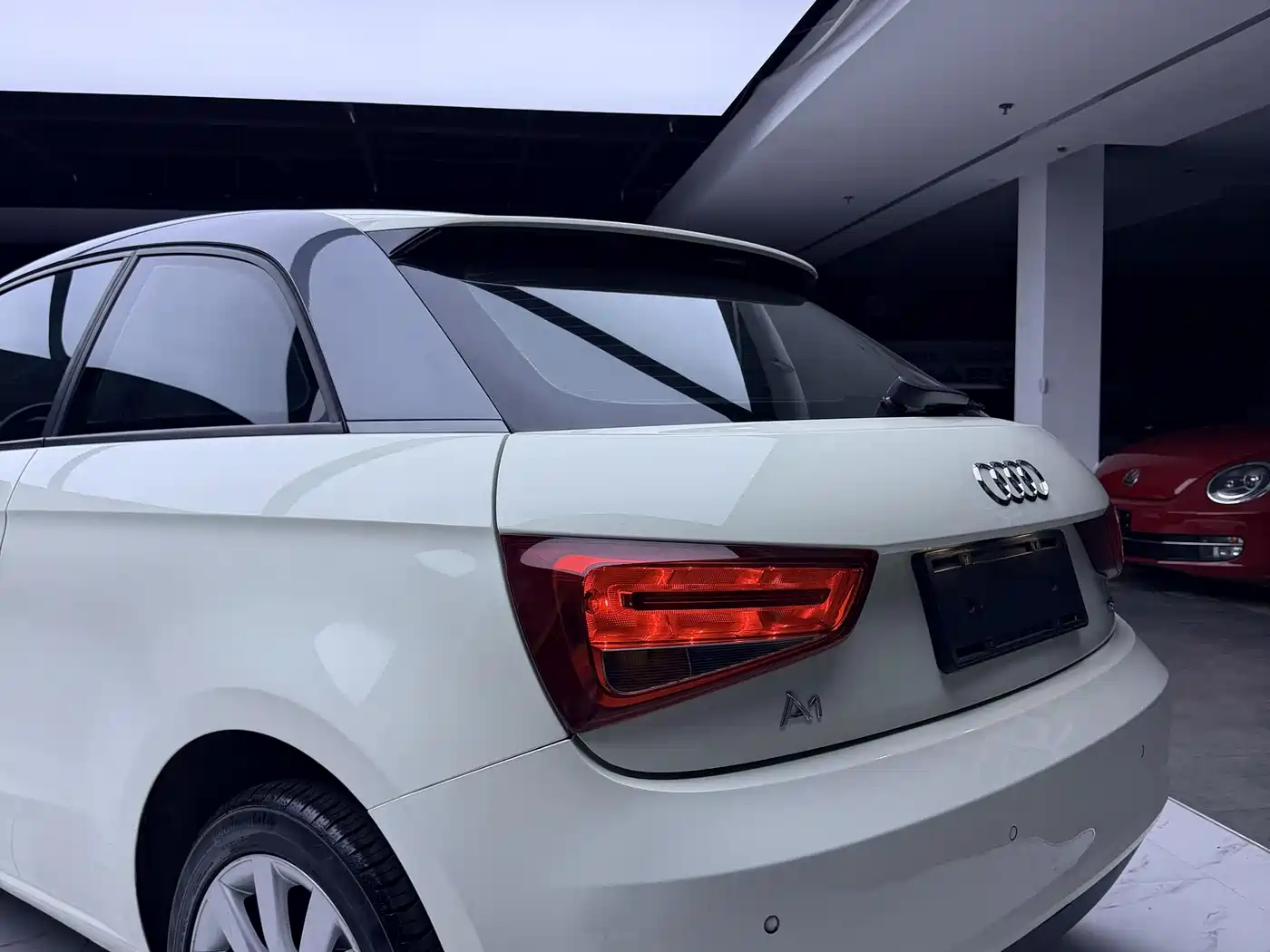Audi A1 2012 1.4 TFSI Ego фото 9