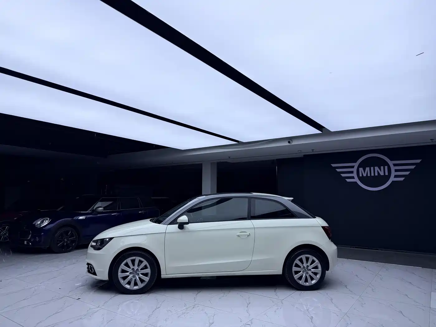 Audi A1 2012 1.4 TFSI Ego фото 5
