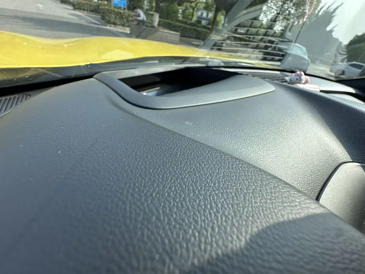 Chevrolet Camaro 2017 2.0T RS фото 8