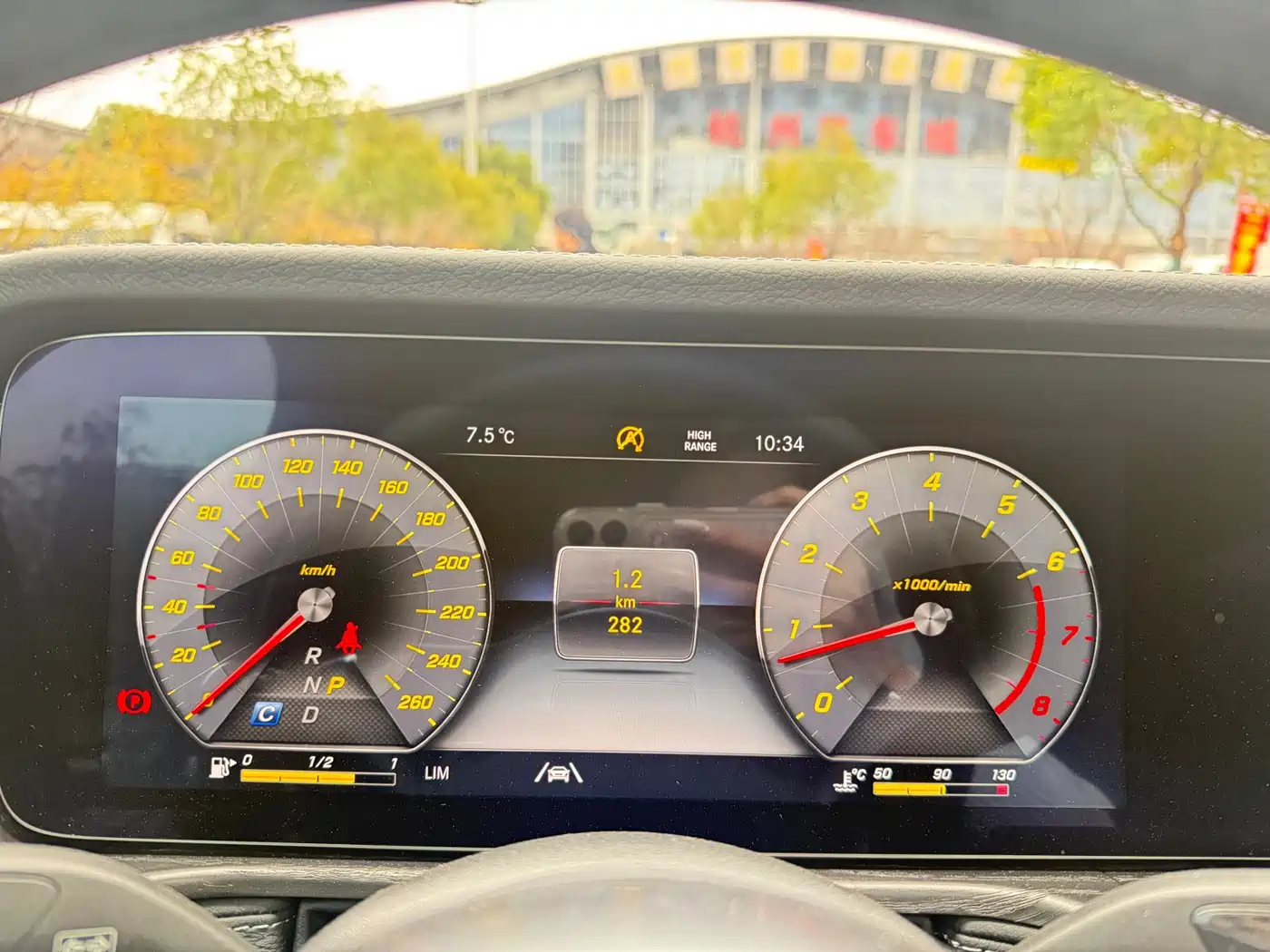 Mercedes-Benz G-Class 2024 G 500 фото 9