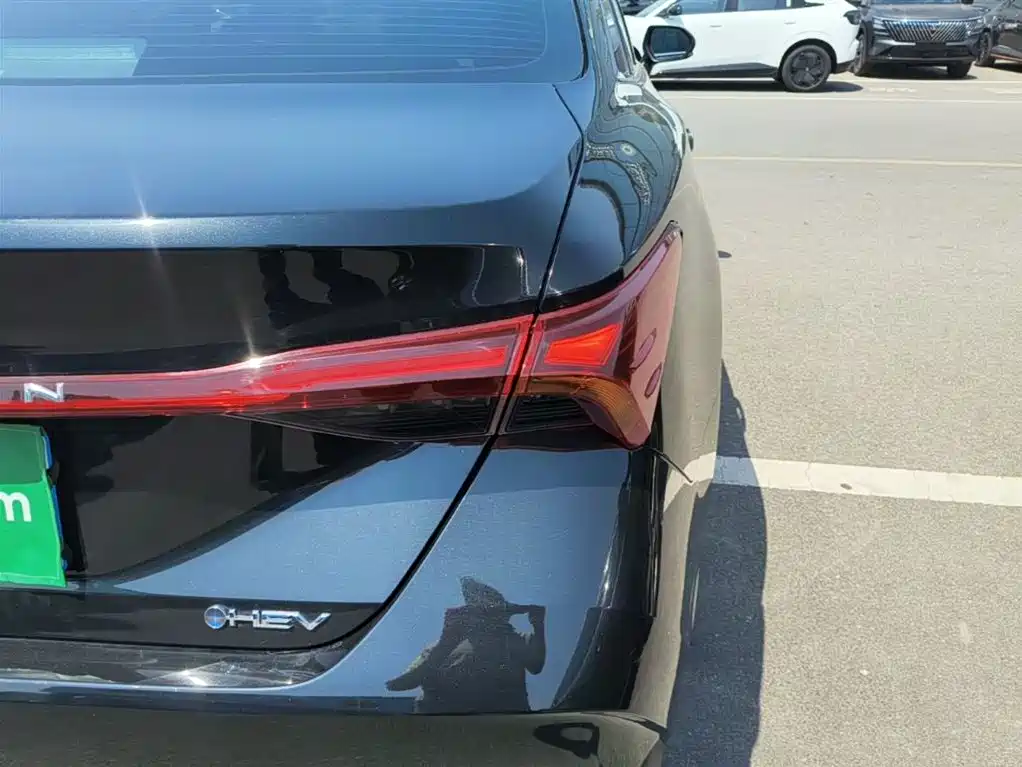 Toyota Avalon 2024 Model Hybrid 2.0L Premium Selection Edition фото 8