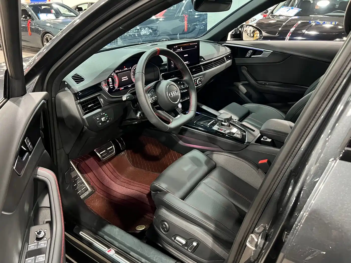 Audi A4L 2025 2 Million Celebration Edition 40 TFSI Luxury Dynamic фото 7