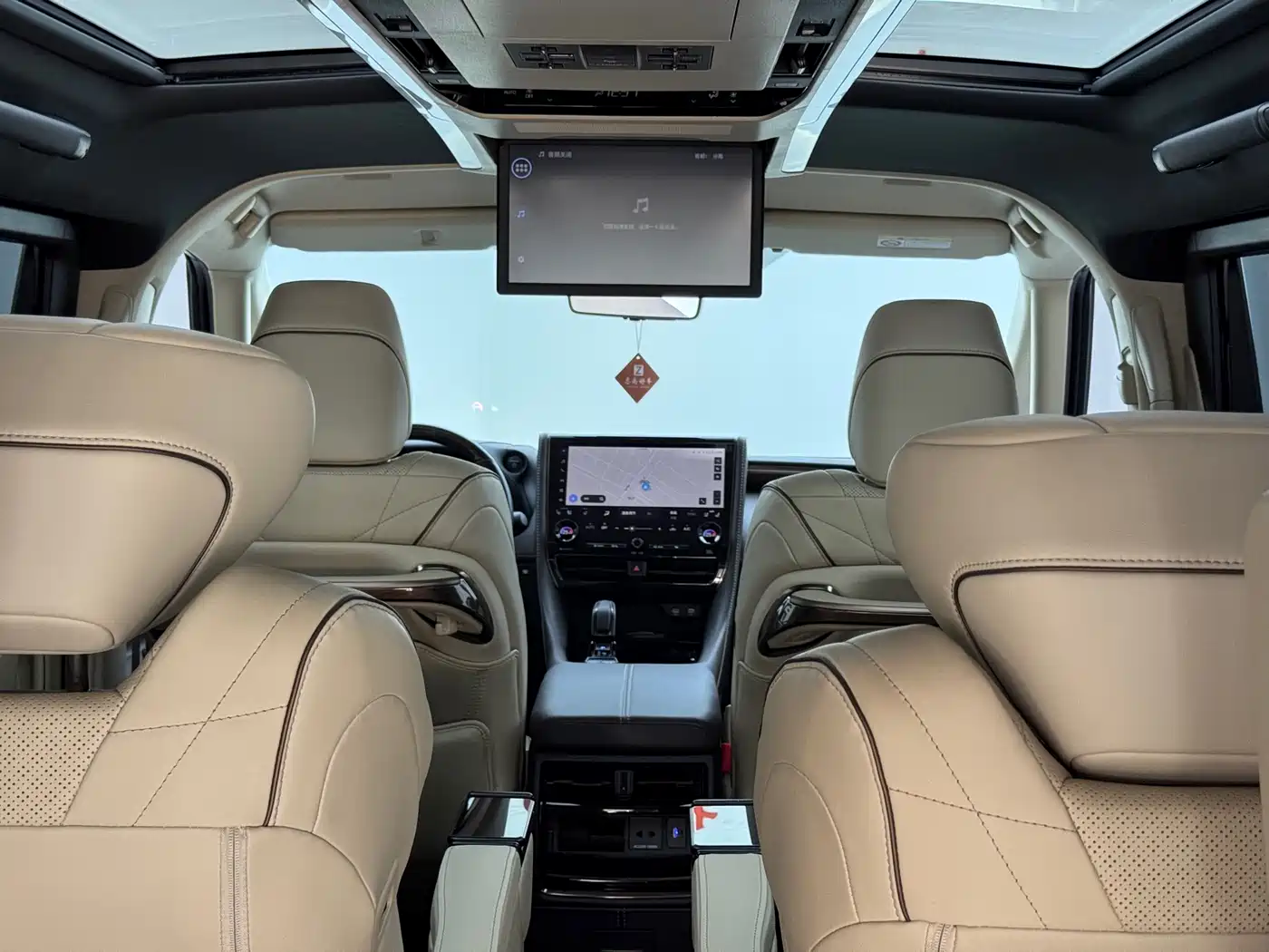 Toyota Vellfire 2024 Crown Hybrid 2.5L Premium Edition фото 10
