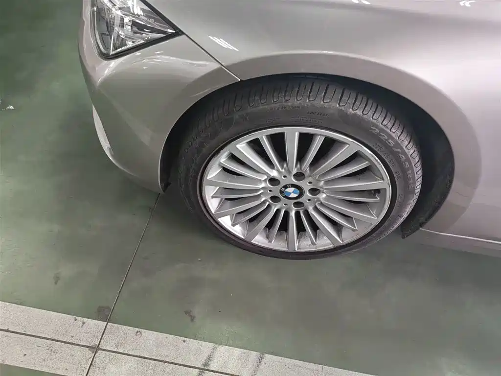BMW 3 Series 2018 320Li Fashion Style фото 25