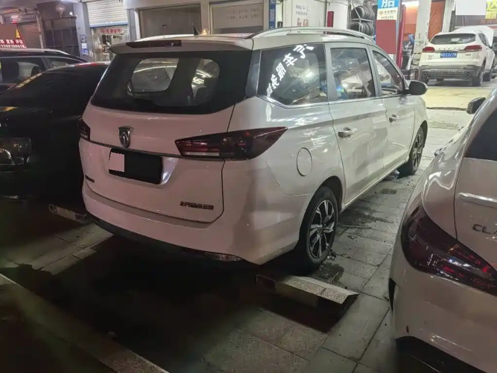Baojun 360 2018 2018 1.5L Manual Luxury Model China V