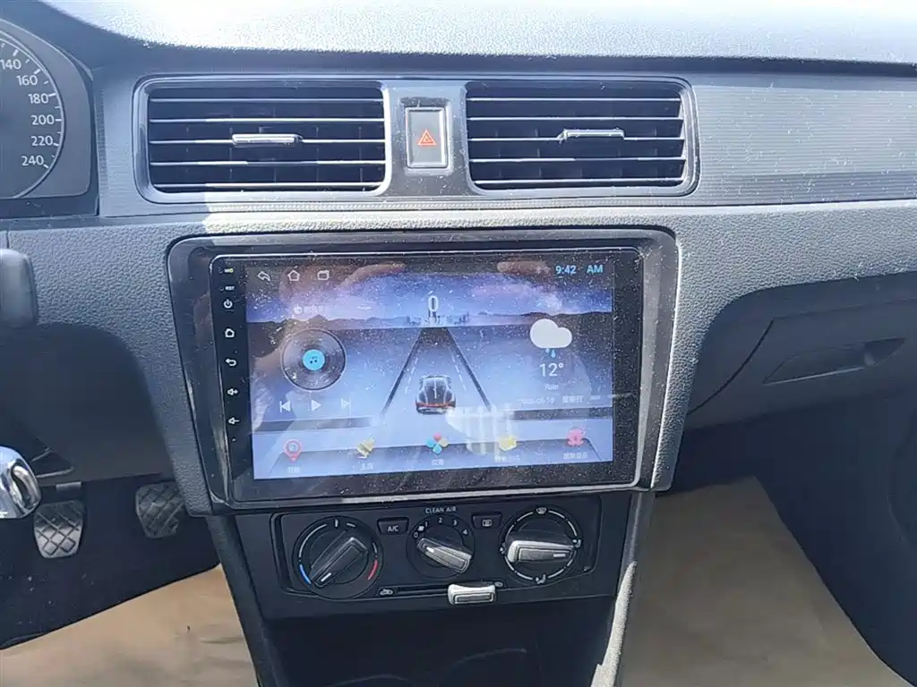 Volkswagen Santana 2015 1.4L Manual Trend Edition фото 13