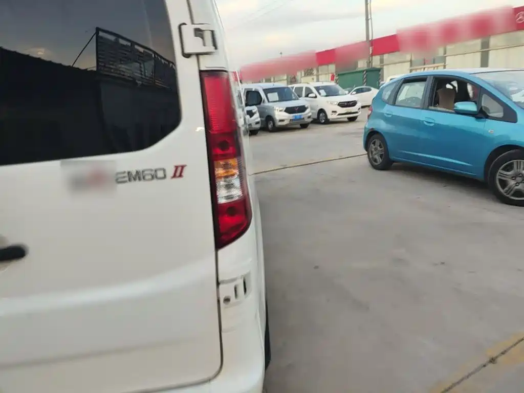 Changan Kaicheng Changan Ruixing EM60 2025 2025 Elite Model 6-seater 300km Dual Doors